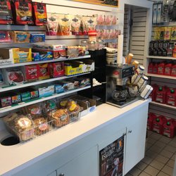 Sinclair Gas Station - Fresh Coffee and cake