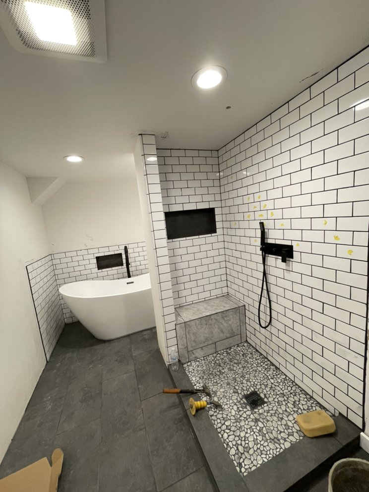 Slide of Albertos flooring and roof