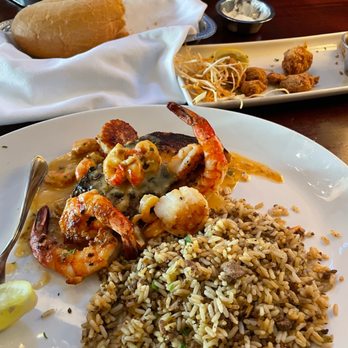 Pappadeaux Seafood Kitchen - Mahi Wild Caught Mahi Alexander - Seafood Near Me - Austin, Texas Pappadeaux Seafood Kitchen - Mahi Wild Caught Mahi Alexander - Seafood Near Me - Austin, Texas