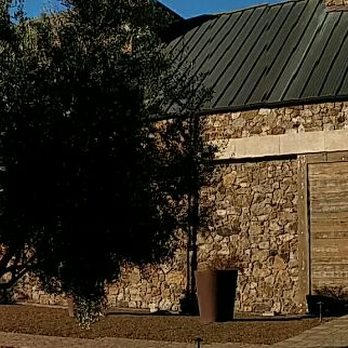 Niner Wine Estates - Wine Tasting Room Near Me - Paso Robles, California Niner Wine Estates - Wine Tasting Room Near Me - Paso Robles, California