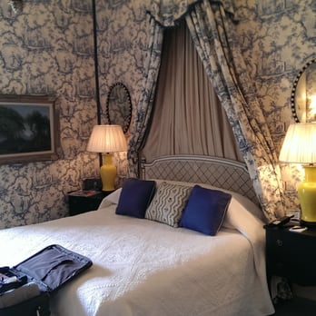 Ballyfin Demesne - Hotels Near Me - Ballyfin, LS