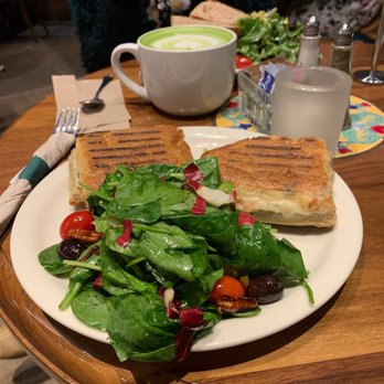 Urth Caffé - Orange - Coffee & Tea Near Me - Orange, California