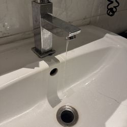 Arthotel Ana Munich - Maximal aufgedreht, es kommen nur tropfen