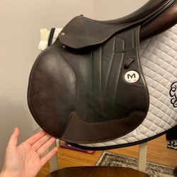 Rocking B Saddle Shop - Saddle with wear strip added