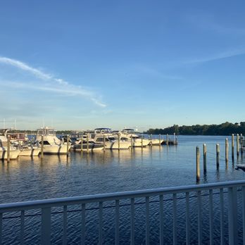 The Local's Eatery - Beautiful view! - Gastropubs Near Me - Niceville, Florida The Local's Eatery - Beautiful view! - Gastropubs Near Me - Niceville, Florida