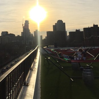 Rooftop Reds - Sunset over rooftop reds - Wineries Near Me - Brooklyn, New York