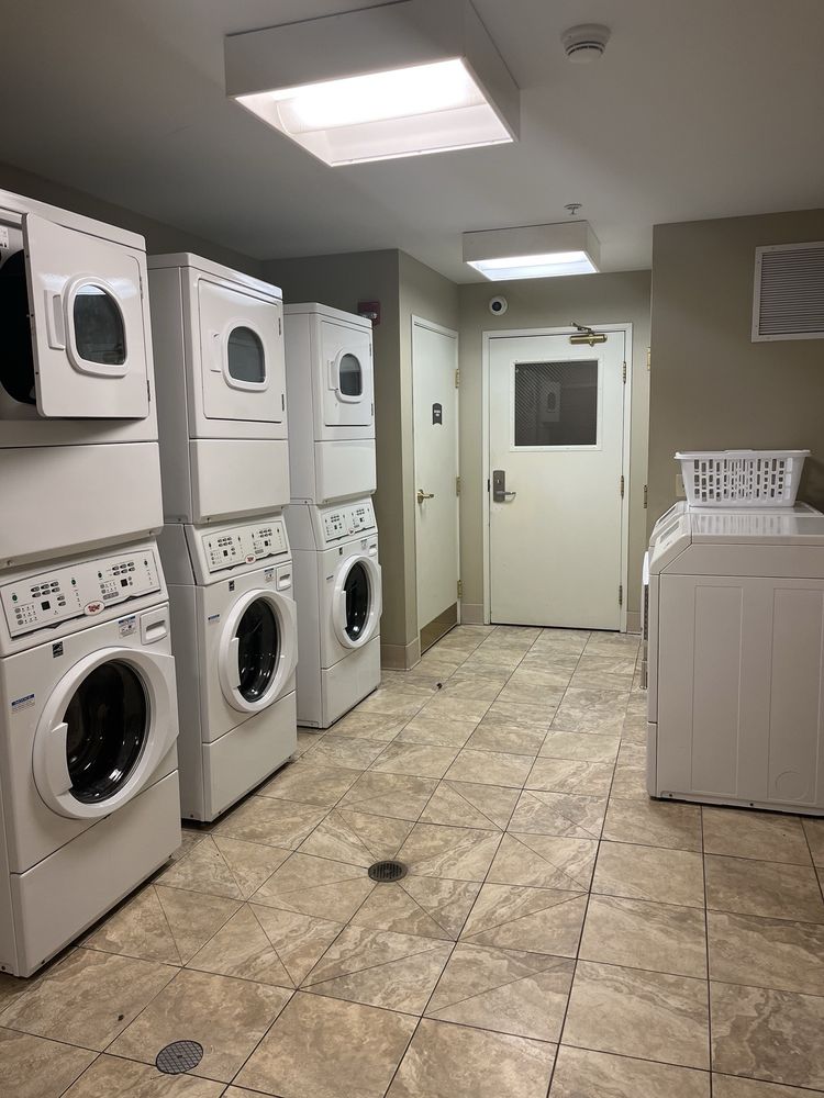 Staybridge Suites Toledo - Maumee