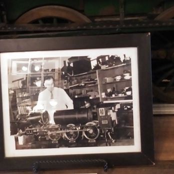 Walt Disney's Barn - Walt working on his trains - Museums Near Me - Los Angeles, California Walt Disney's Barn - Walt working on his trains - Museums Near Me - Los Angeles, California