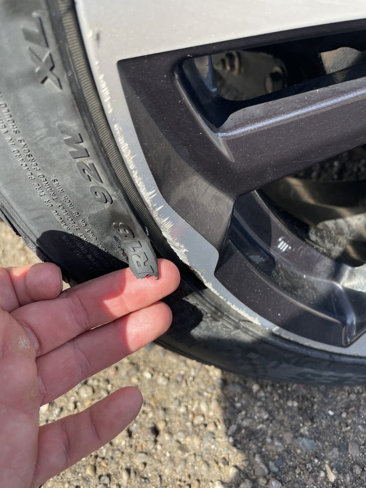 BOWLING EXPRESS CARWASH Updated October 2024 3111 Teays Valley Rd, Hurricane, West Virginia