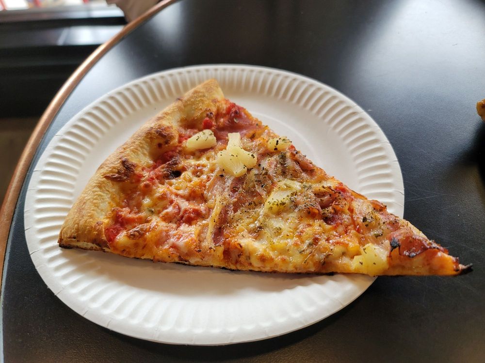 Don't Argue Pizza Logo
