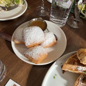 Scopo Divino - Homemade Beignets with Salted Caramel - Wine Bars Near Me - San Francisco, California
