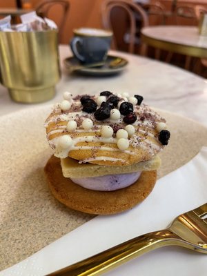 Cutter & Squidge by null