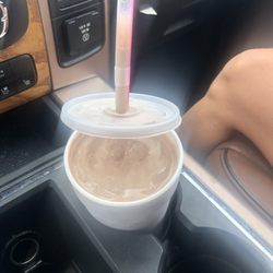 Subs n Such - Awesome chocolate milkshake