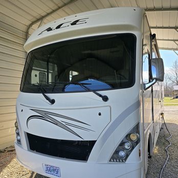 Shine Stop Film - Ceramic 50% windshield! - Car Window Tinting Near Me - Bolivar, Missouri Shine Stop Film - Ceramic 50% windshield! - Car Window Tinting Near Me - Bolivar, Missouri