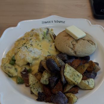 Sweet Maple - Breakfast & Brunch Near Me - Santa Monica, California