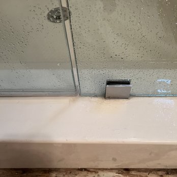 A to Z Glass Solutions - Water leaking onto the floor - Glass & Mirrors Near Me - Atlanta, Georgia A to Z Glass Solutions - Water leaking onto the floor - Glass & Mirrors Near Me - Atlanta, Georgia