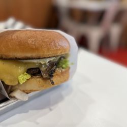 Columbia Frosty - Gouda Burger