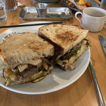 Native Fields - Brisket sandwich - New American Near Me - Walnut, California Native Fields - Brisket sandwich - New American Near Me - Walnut, California