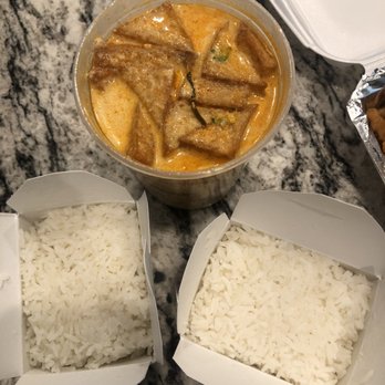 Ta Lew Thai Bistro - Panang curry w/ fried tofu and white rice - Thai Near Me - Gilbert, Arizona Ta Lew Thai Bistro - Panang curry w/ fried tofu and white rice - Thai Near Me - Gilbert, Arizona