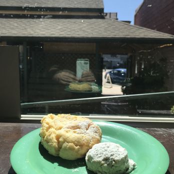 Luna Coffee Bar - Gooey Lemon Cookie and Mexican Wedding Cookie - Coffee & Tea Near Me - Cayucos, California Luna Coffee Bar - Gooey Lemon Cookie and Mexican Wedding Cookie - Coffee & Tea Near Me - Cayucos, California