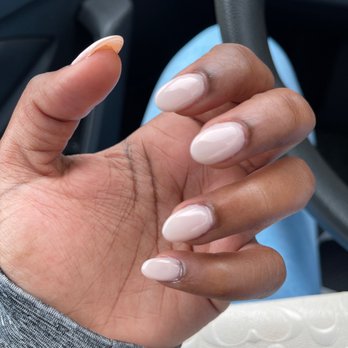 Pamper & Polish Nails - Look at the bottom just look like she painted over the already messed up nail. - Nail Salons Near Me - New Orleans, Louisiana