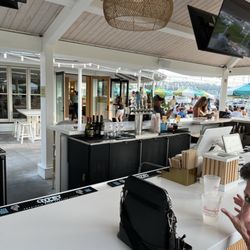 Brandy’s Harbortown - Bar
