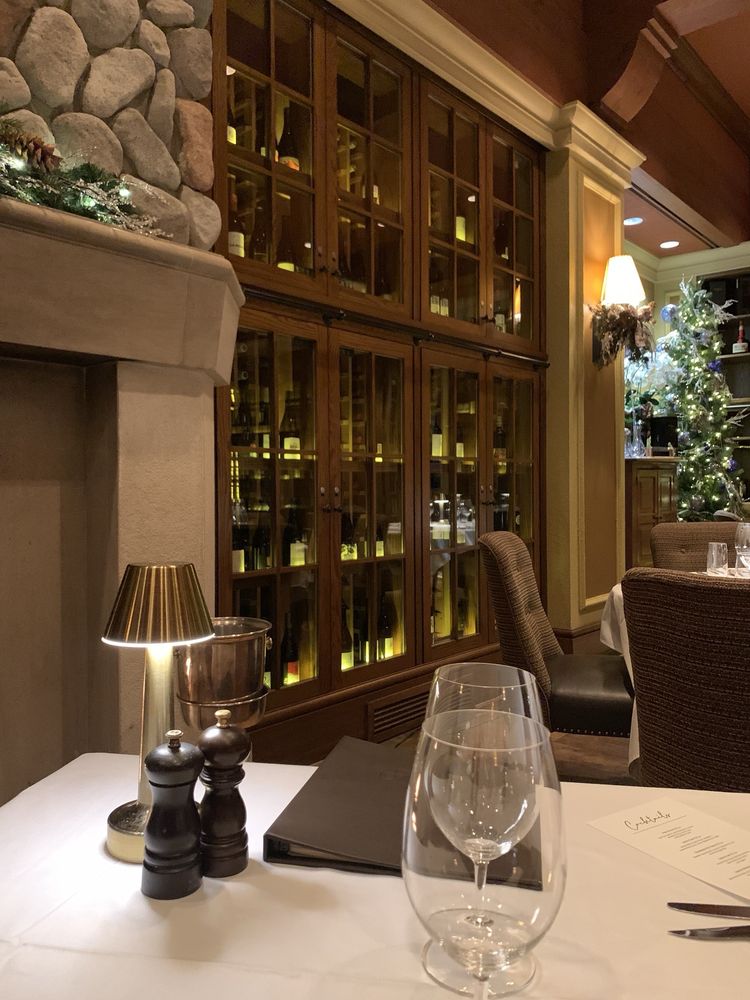 The Grill Room Logo