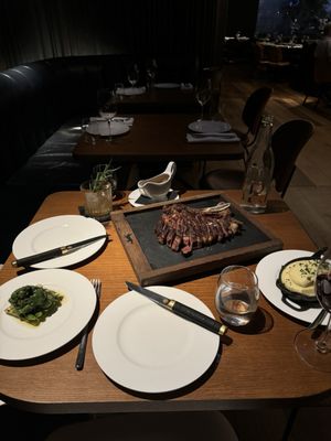 MR PORTER Barcelona by null