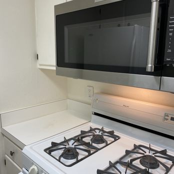 Astounding Housekeeping - Move out went great. - Home Cleaning Near Me