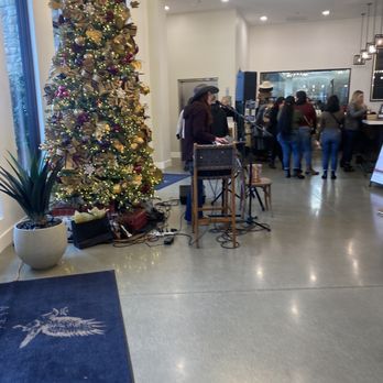 Altisima Winery - Live music - Wineries Near Me - Temecula, California