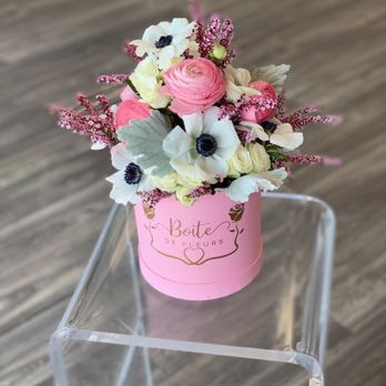 Boite De Fleurs - Flower box for aunt - Florists Near Me - Phoenix, Arizona