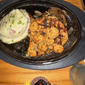 Applebee's Grill + Bar - American Near Me - Woodbridge, New Jersey Applebee's Grill + Bar - American Near Me - Woodbridge, New Jersey