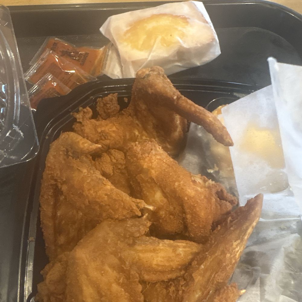 Ruby's Southern Comfort Kitchen - Let's try these chicken wings with corn bread on the side. - Southern Near Me - Bowie, Maryland Ruby's Southern Comfort Kitchen - Let's try these chicken wings with corn bread on the side. - Southern Near Me - Bowie, Maryland