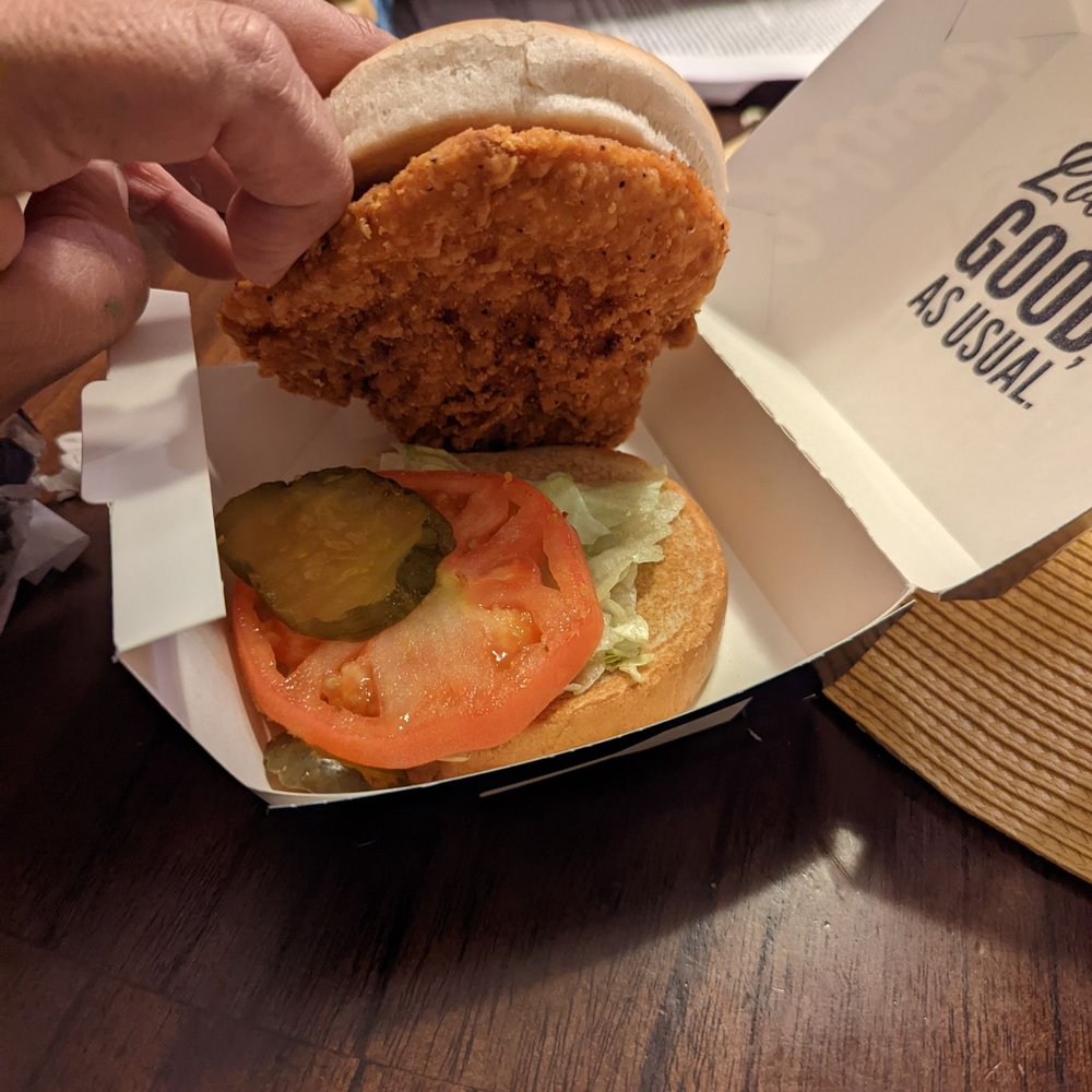 Culver's - Spicy chicken sandwich - Burgers Near Me - Platte City, Missouri Culver's - Spicy chicken sandwich - Burgers Near Me - Platte City, Missouri