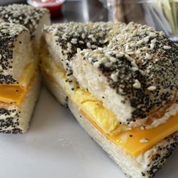 Goldies by Eisenbergs - Breakfast bagel