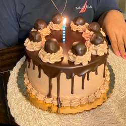 Brown Baguette Bakery Cafe - Chocolate ganache cake