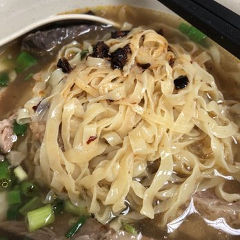 寶記粉麵牛什專家 - Thick Noodles made the right way! - Congee Near Me - Hong Kong, HK