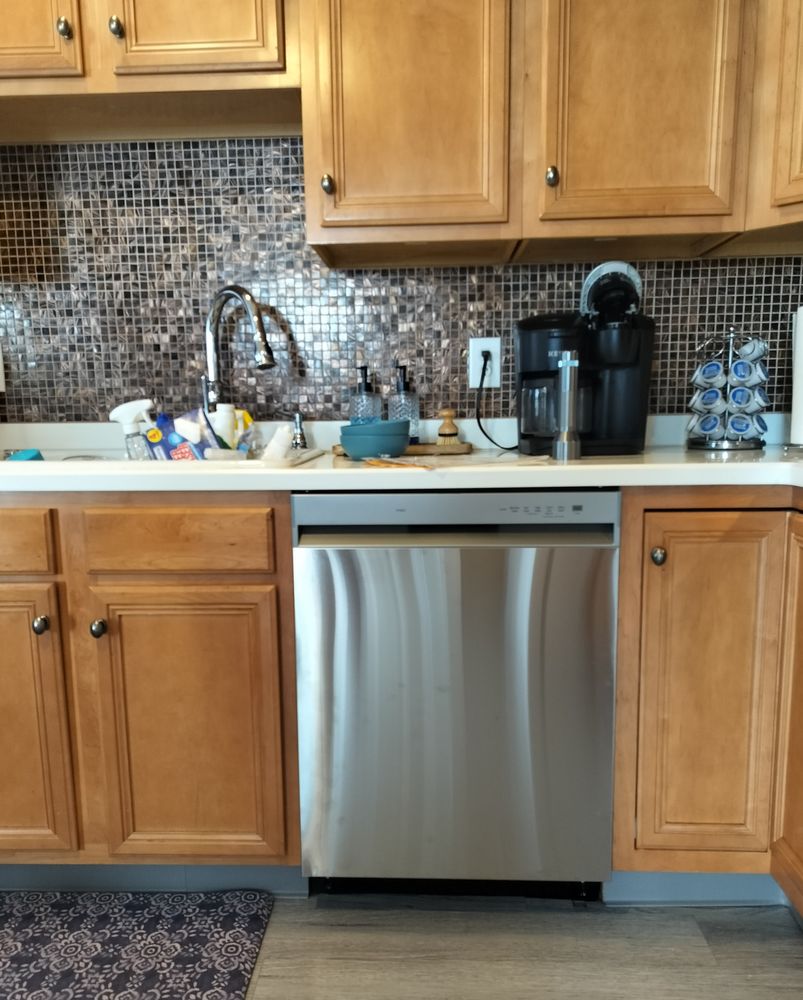 Slide of LMH Handyman