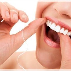 Jennifer Lauvetz Enmeier, DDS - Amazing Smiles - Flossing