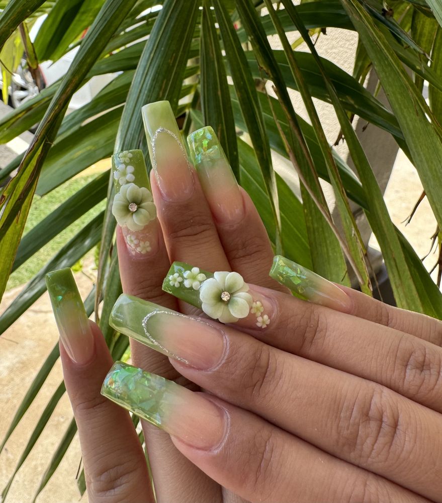 GARDEN NAILS Updated May 2024 1497 Photos & 534 Reviews 590