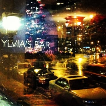 Sylvia's Restaurant and Lounge - Canadian (New) Near Me - Vancouver, British Columbia