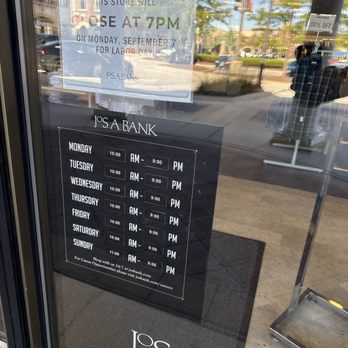 JoS. A. Bank - Hours - Formal Wear Near Me - OAK BROOK, Illinois JoS. A. Bank - Hours - Formal Wear Near Me - OAK BROOK, Illinois