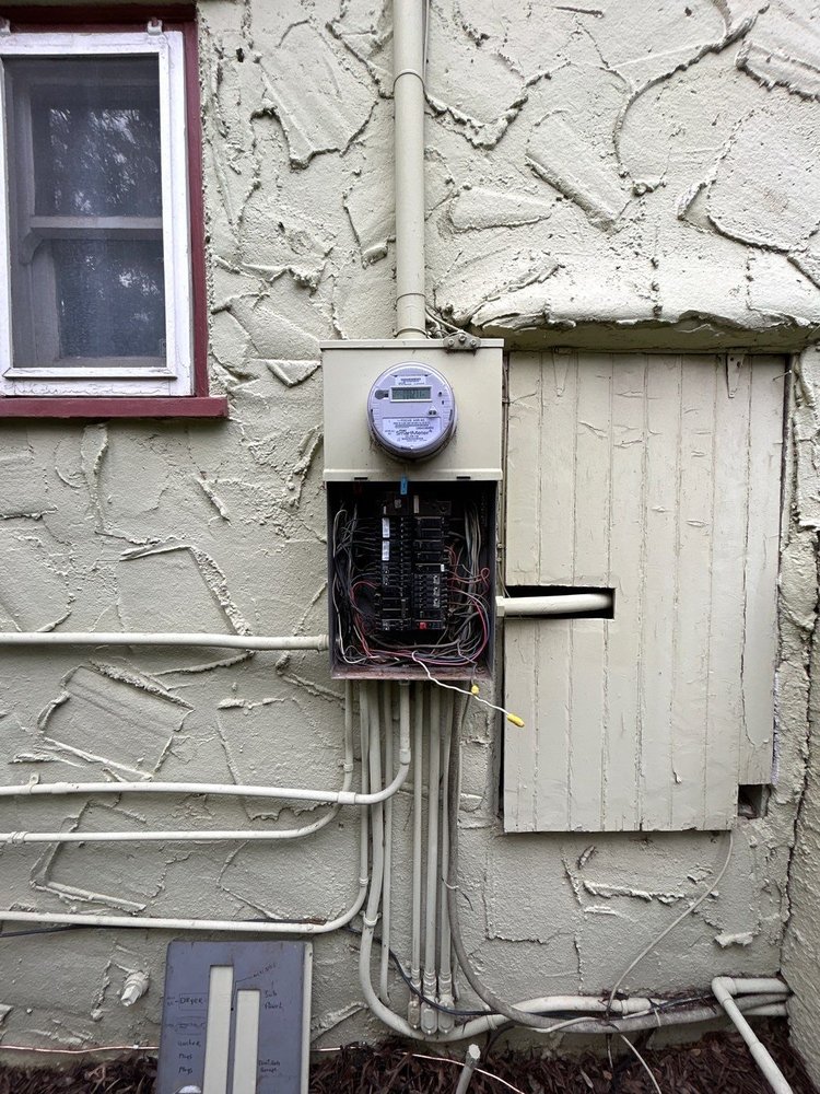 Slide of Robbins Energy