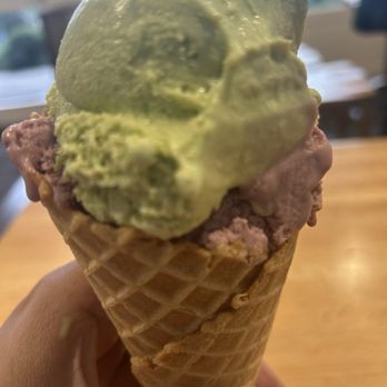 Island Cool Ice Cream - Green tea and blackberry icecream on a waffle cone - Ice Cream & Frozen Yogurt Near Me - Bainbridge Island, Washington