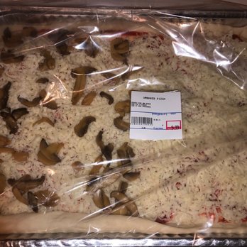 Vreeland Market - Unbaked Pizza - Pizza Near Me - Woodhaven, Michigan