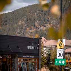 UNLTD Boardshop - UNLTD Boardshop - Autumn | Banff, Alberta