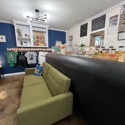 Cup and Bubble Tea House - Inside