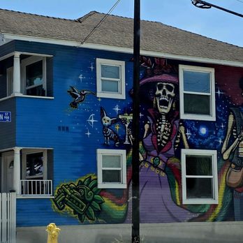 Todo Pa' La Cruda - House near the Restaurant - Mexican Near Me - San Diego, California