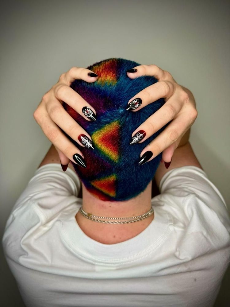 Marissa’s Hair Artistry Logo