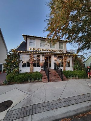 Houston White Co. by null